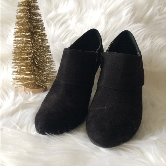 Black suede booties - Picture 2 of 5